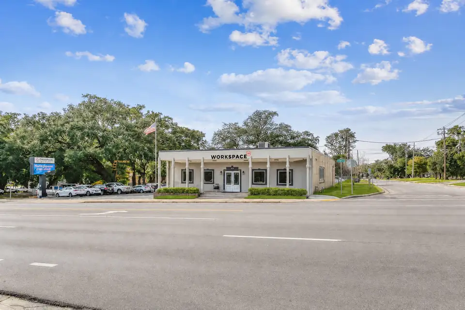 WorkSpace225 office building at 225 N Pace Blvd in Pensacola, Florida